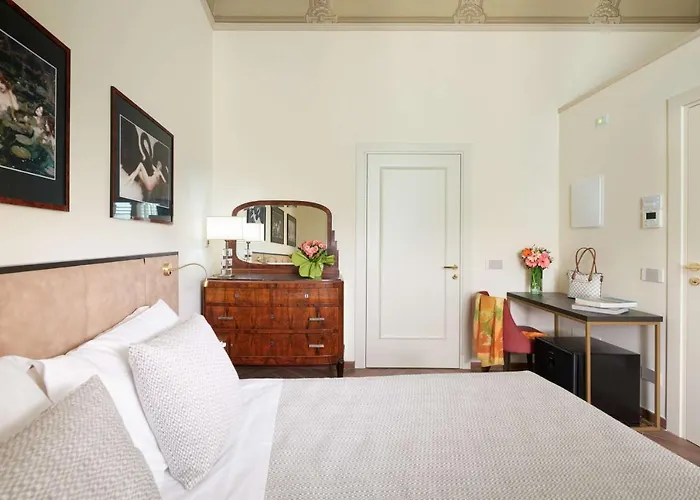 Bed and Breakfast Residenza Mondragone Firenze